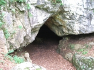 Bakonybl, Prgl-barlang kp