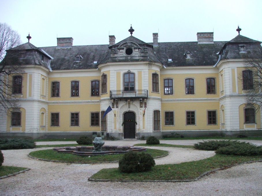 Lamberg-kastély, Mór